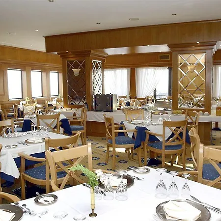 Hotel Horta מלון