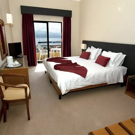 Hotel Horta 4*